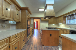 7511 Creek Glen
