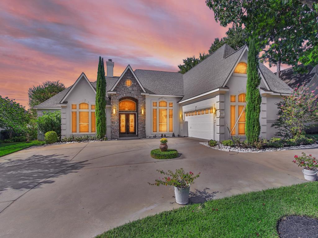 371 Wedgewood Dr